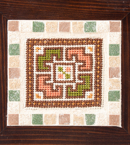 Small Tatreez Framed Wall Hanging