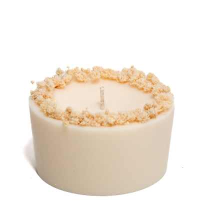 Round Shape Candle with Flowers