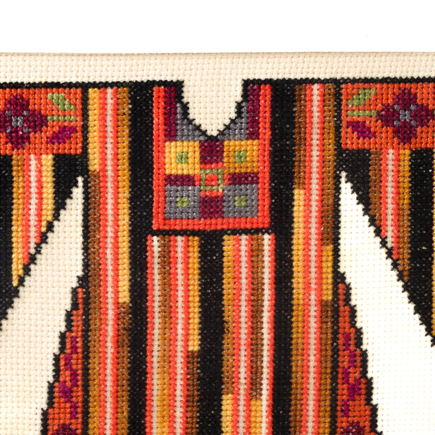 Thobe Embroidered Frame