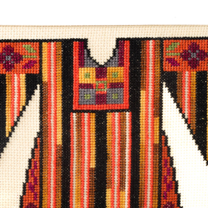 Thobe Embroidered Frame