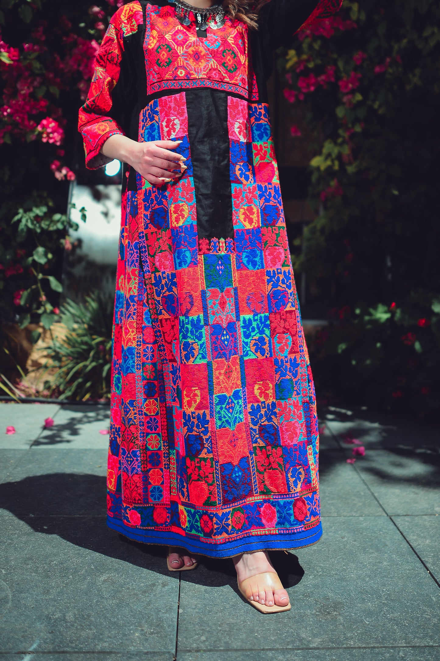 Vintage Beersheba Thobe