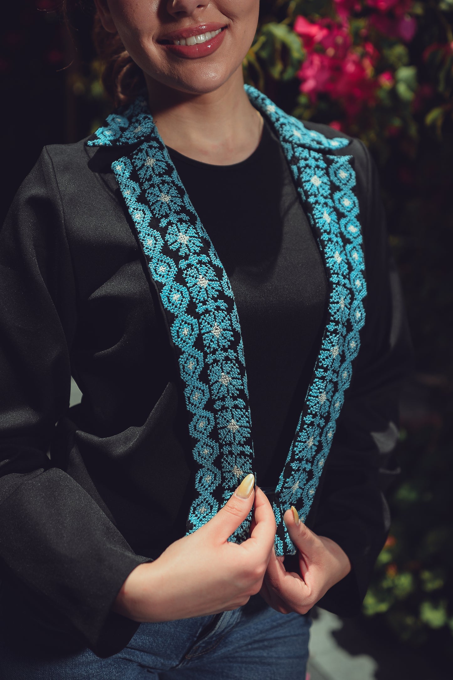 Cropped Blazer with Embroidered Collar