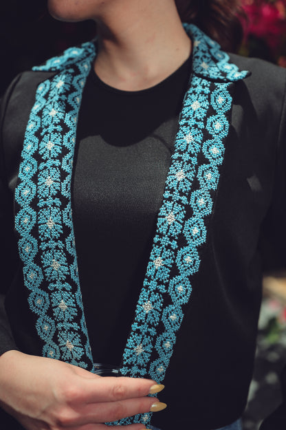 Cropped Blazer with Embroidered Collar