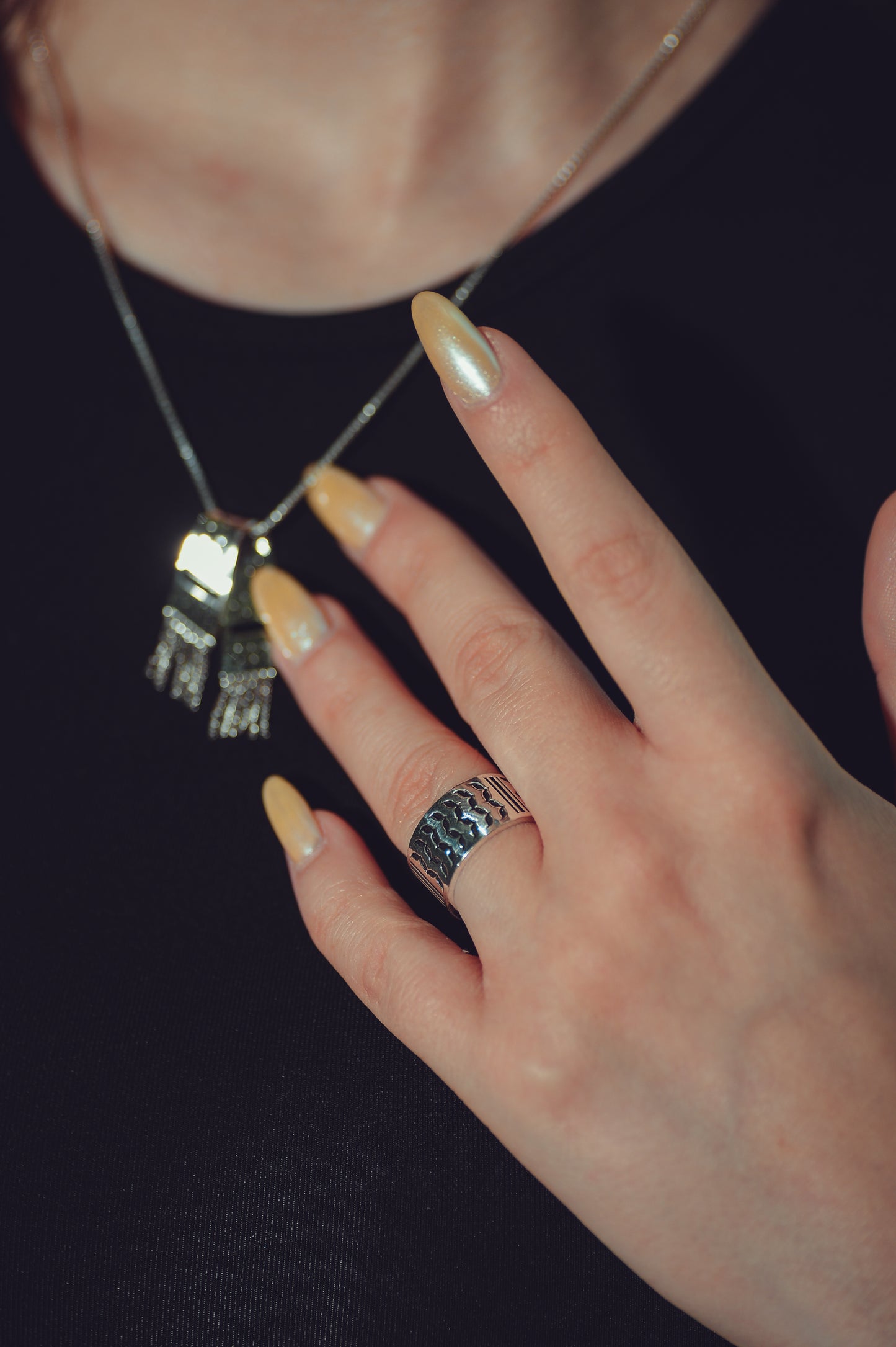 Palestinian Kuffiyeh Ring (Women)