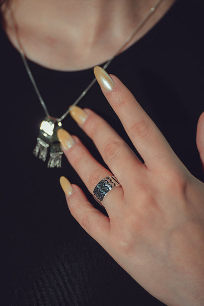 Palestinian Kuffiyeh Ring (Women)