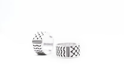 Palestinian Kuffiyeh Ring (Women)